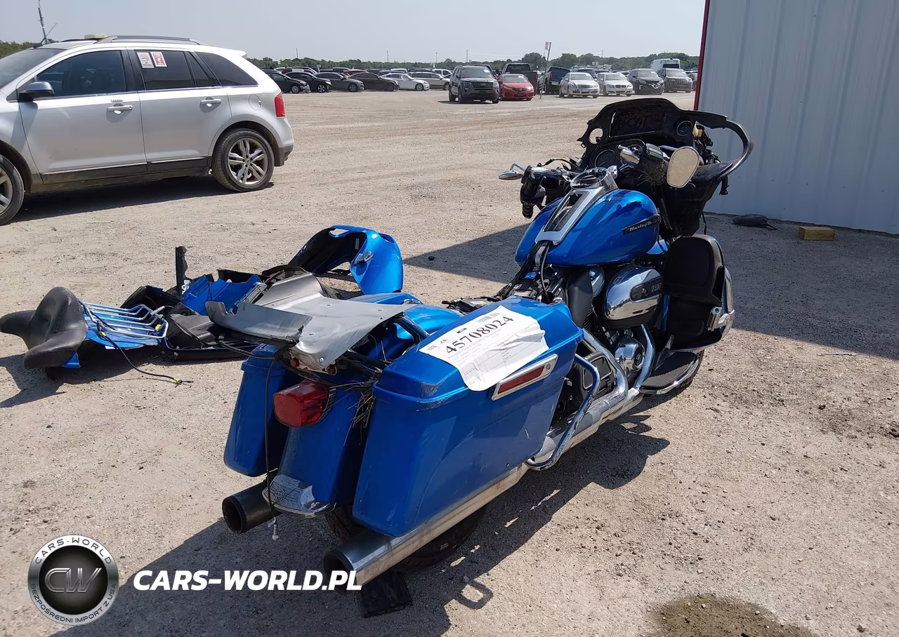 2018 Harley-Davidson Fltru VIN:1HD1KGD17JB669347 - 4