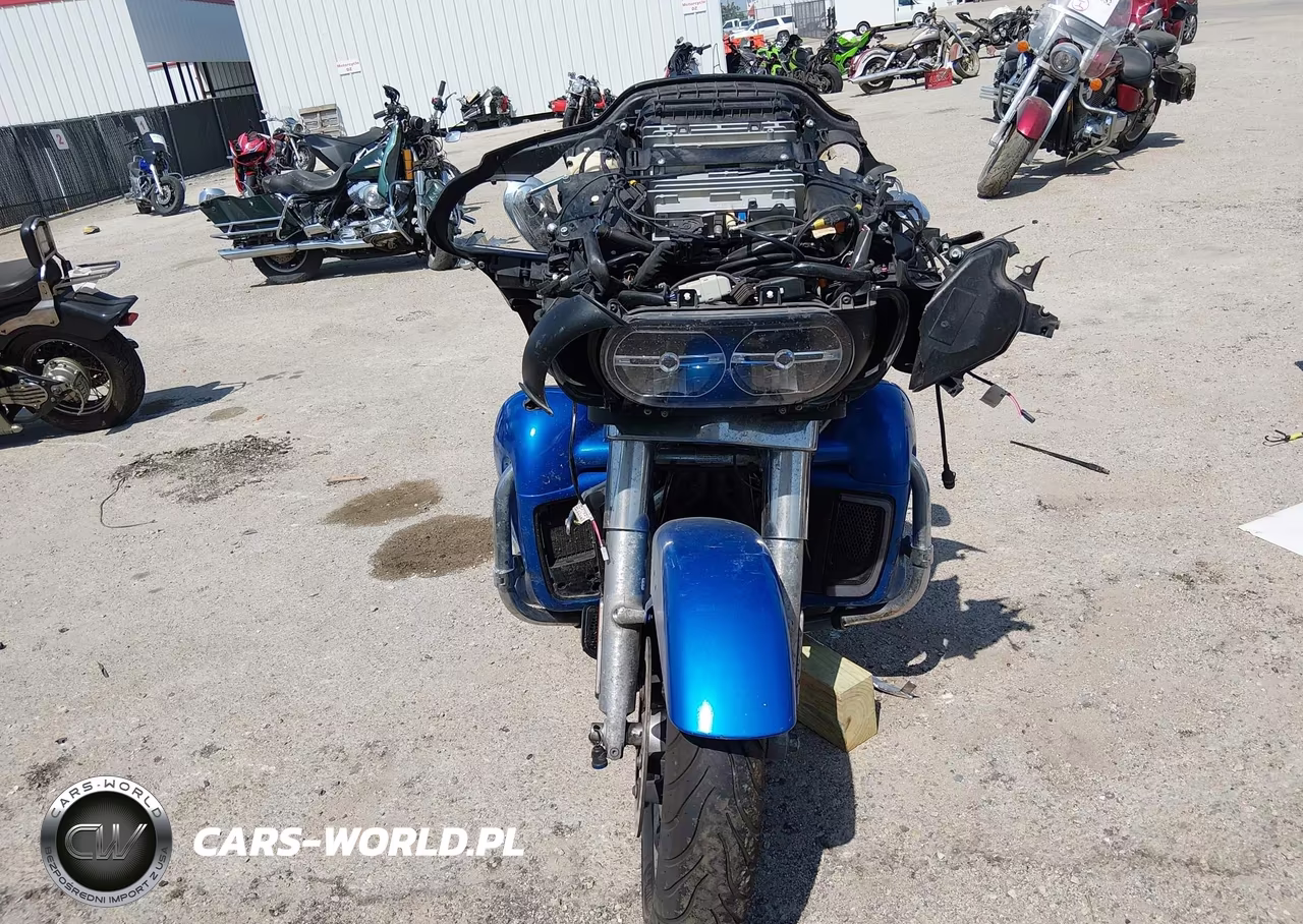 2018 Harley-Davidson Fltru VIN:1HD1KGD17JB669347 - 5