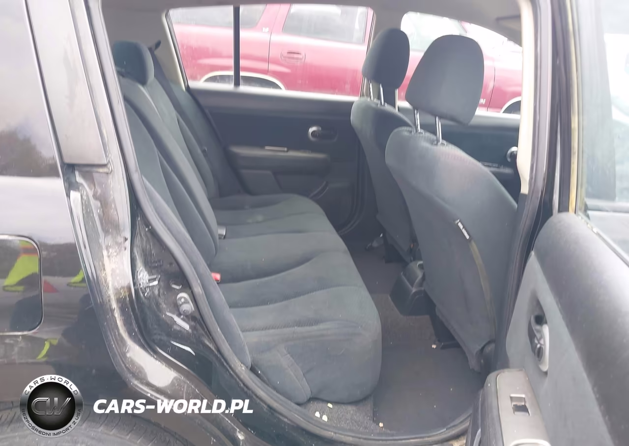 2010 Nissan Versa 1.8S VIN:3N1BC1CP2AL352096 - 8
