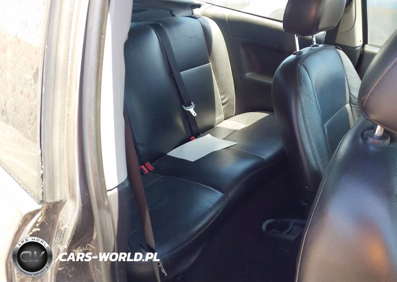 2006 Ford Focus Zx3 VIN:1FAHP31N56W182994 - 8