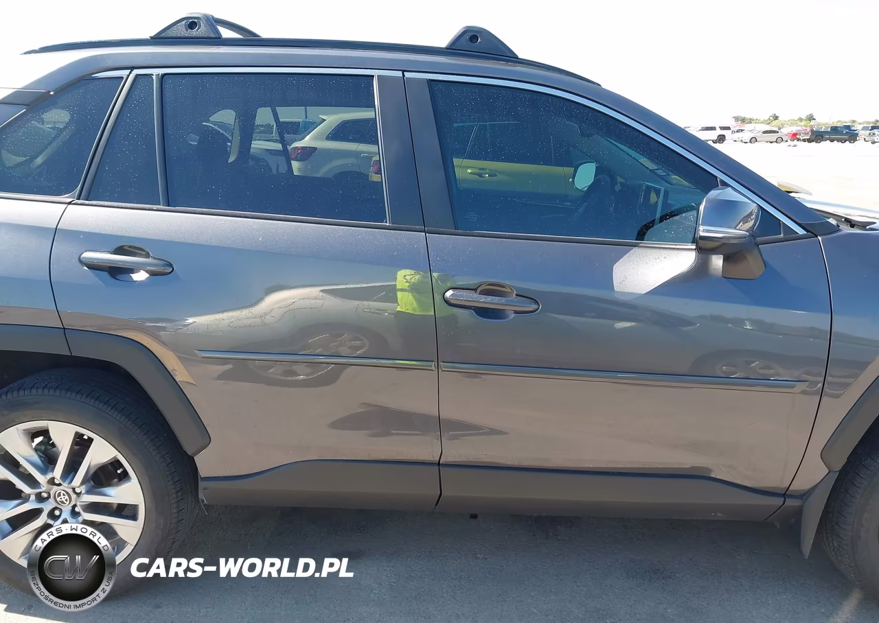 2025 Toyota Rav4 Xle Premium VIN:2T3C1RFV2SC335892 - 14