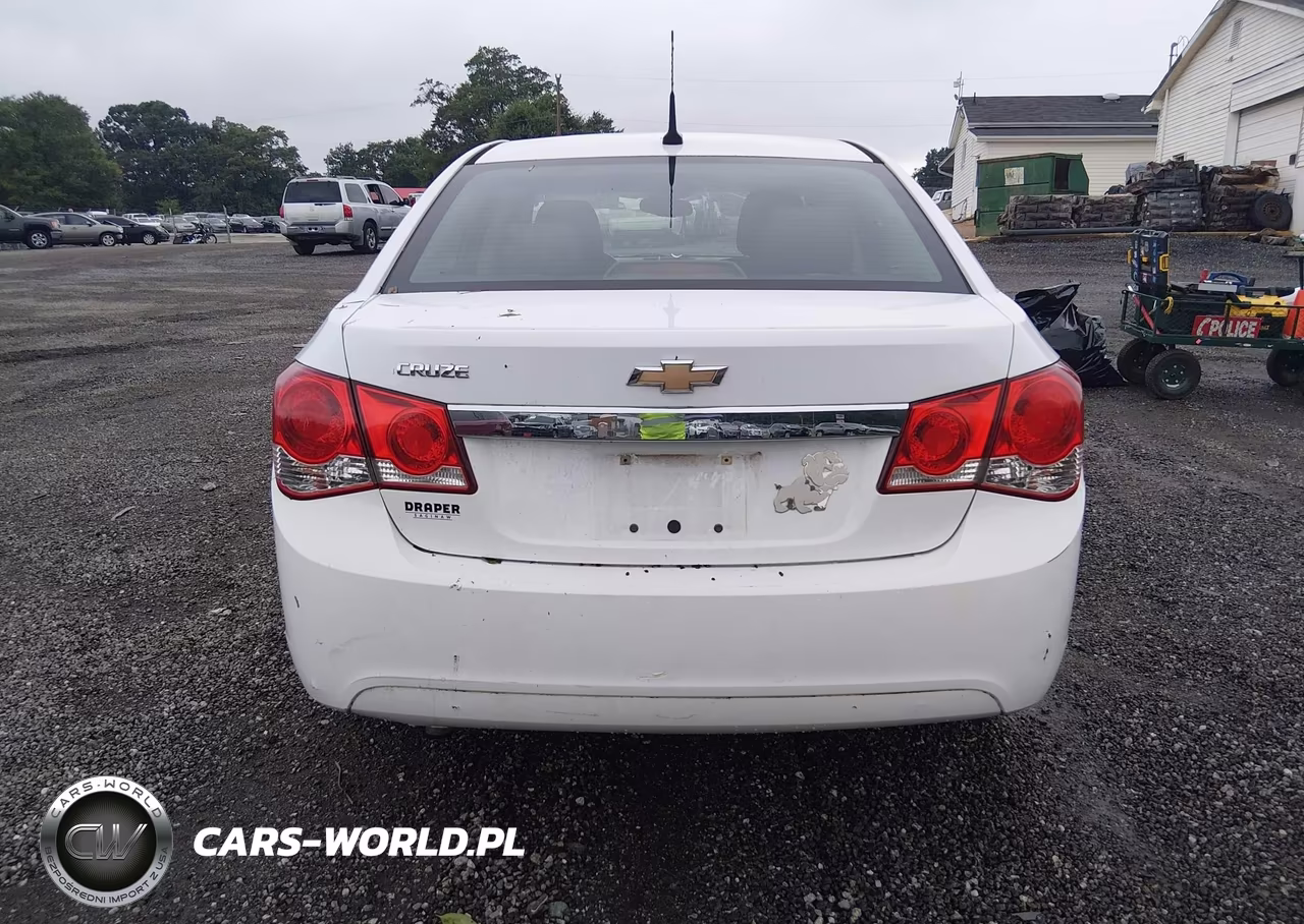 2013 Chevrolet Cruze Ls Auto VIN:1G1PA5SH9D7104326 - 16
