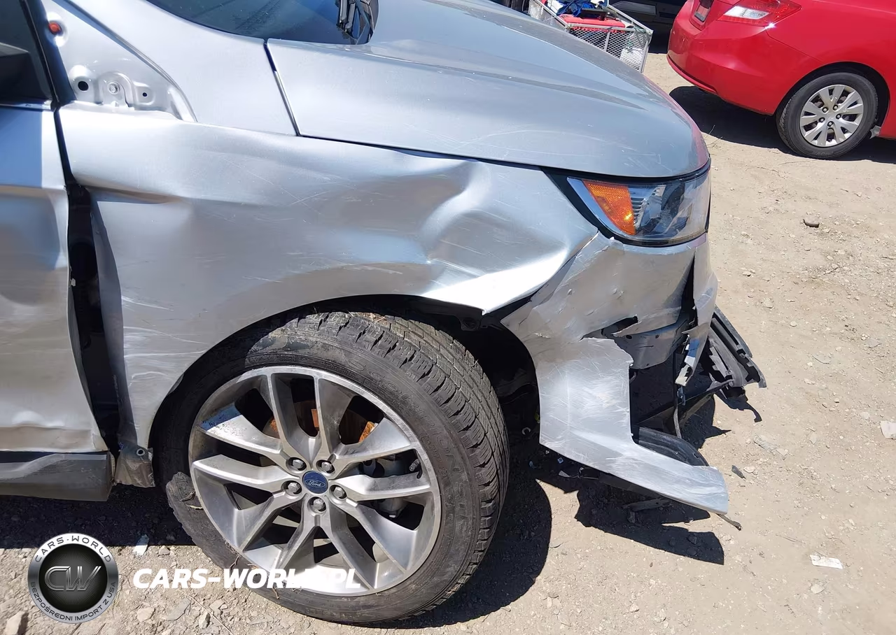2018 Ford Edge Titanium VIN:2FMPK3K91JBC60165 - 18