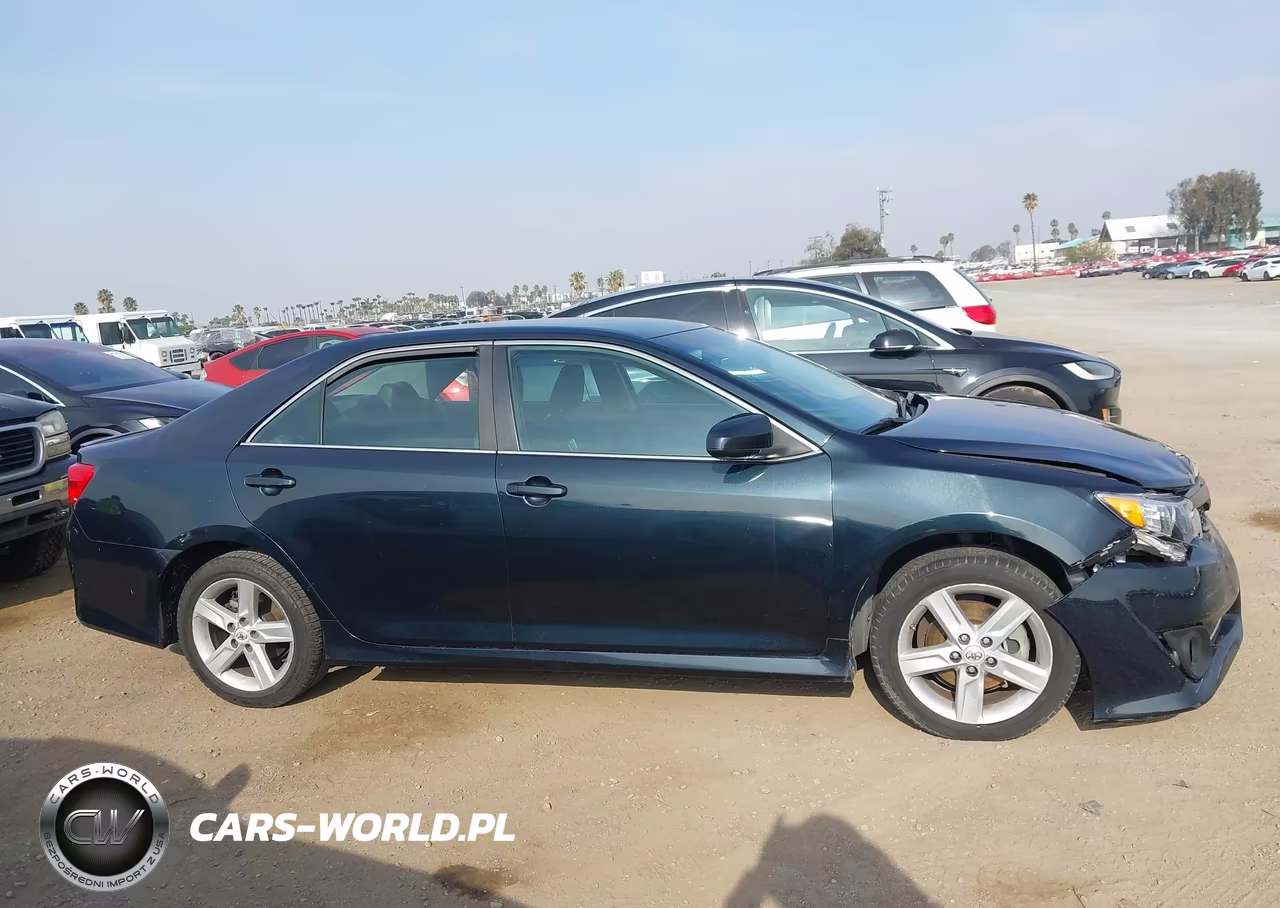 2013 Toyota Camry Se VIN:4T1BF1FK9DU657847 - 13