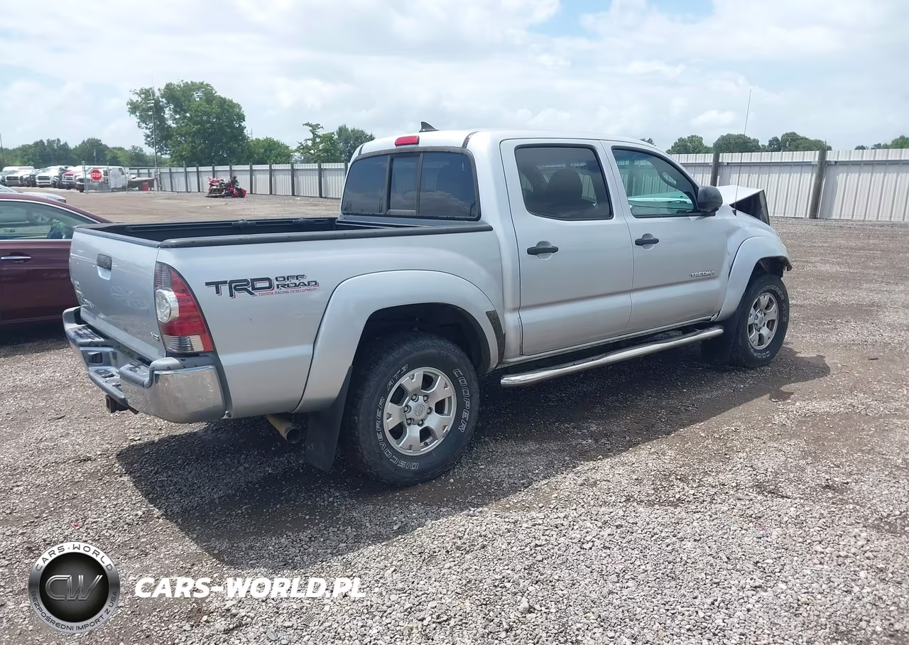 2013 Toyota Tacoma Base V6 VIN:5TFLU4EN8DX059727 - 4