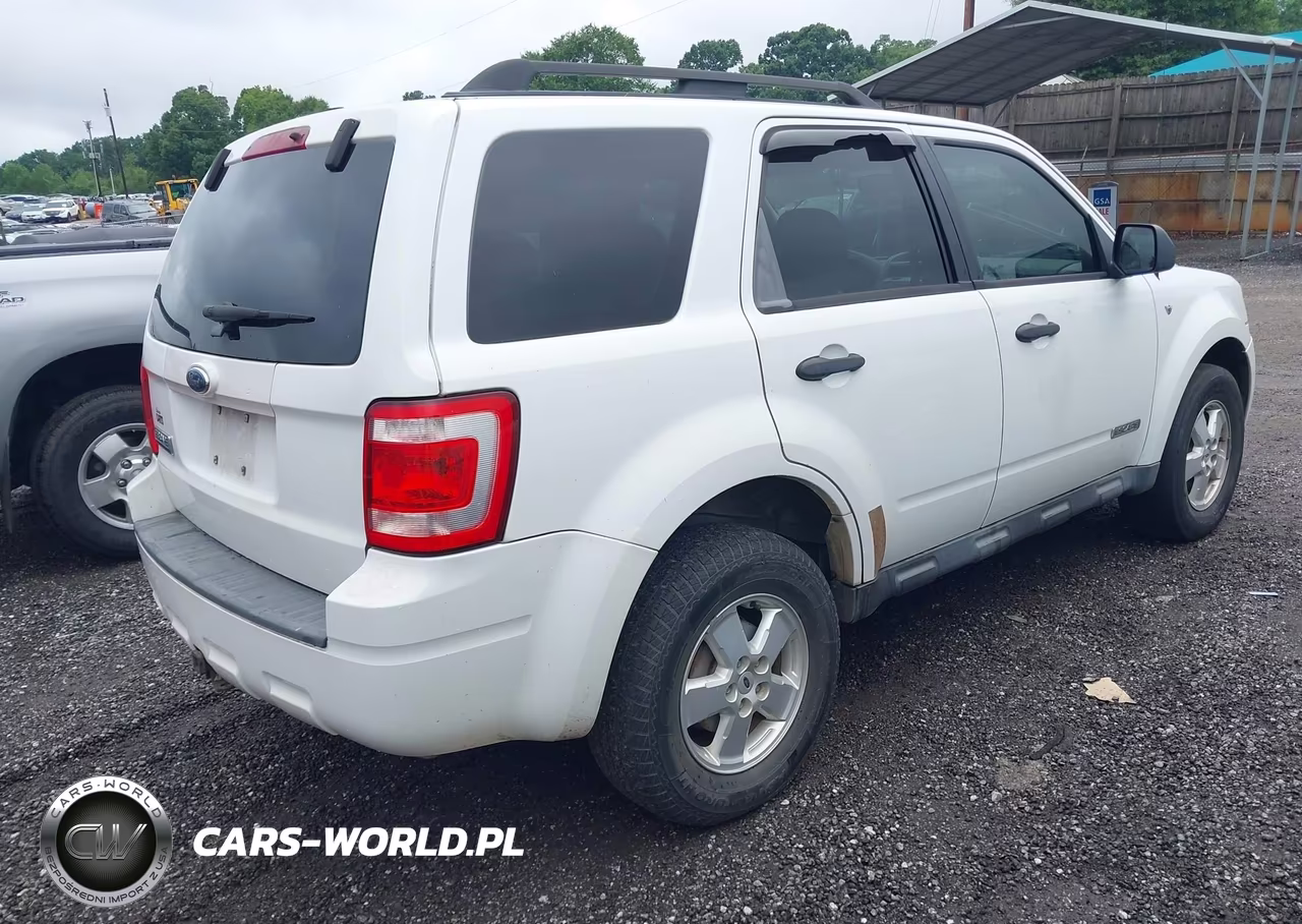 2008 Ford Escape Xlt VIN:1FMCU03118KD86476 - 4