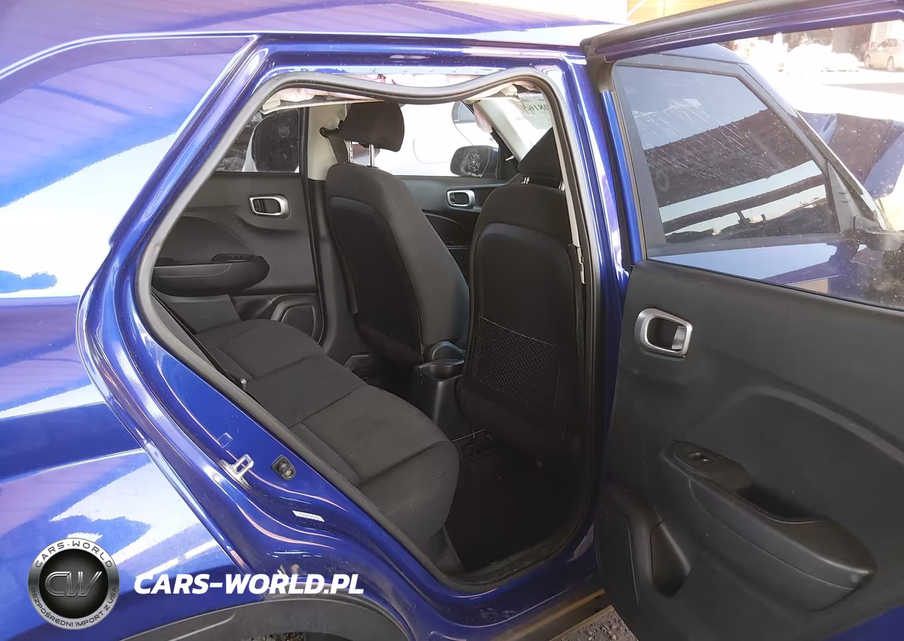 2021 Hyundai Venue Se VIN:KMHRB8A31MU067886 - 8