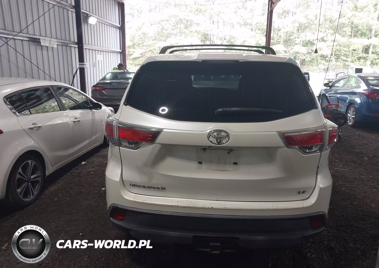2014 Toyota Highlander Le VIN:5TDZARFH6ES006153 - 16