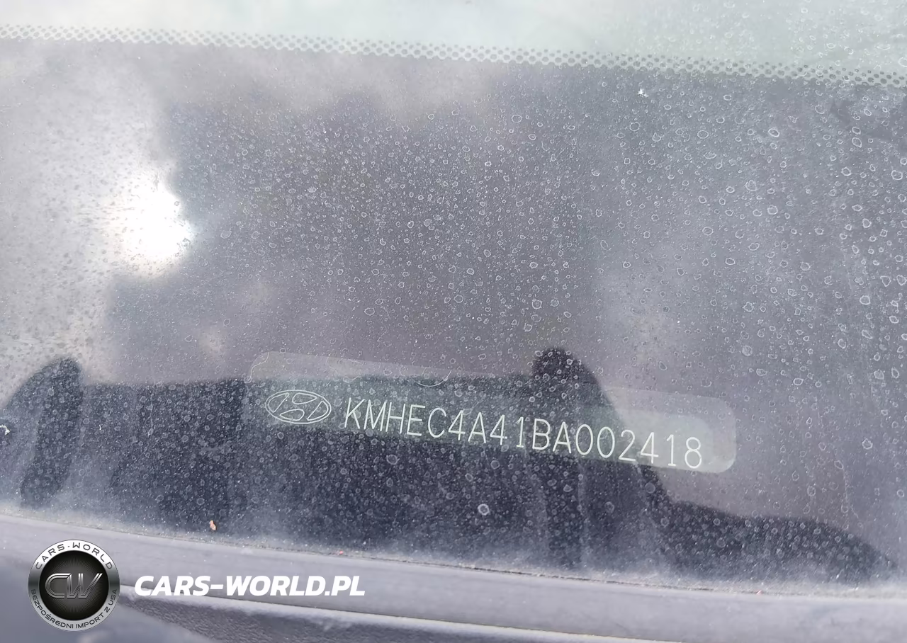 2011 Hyundai Sonata Hybrid VIN:KMHEC4A41BA002418 - 12