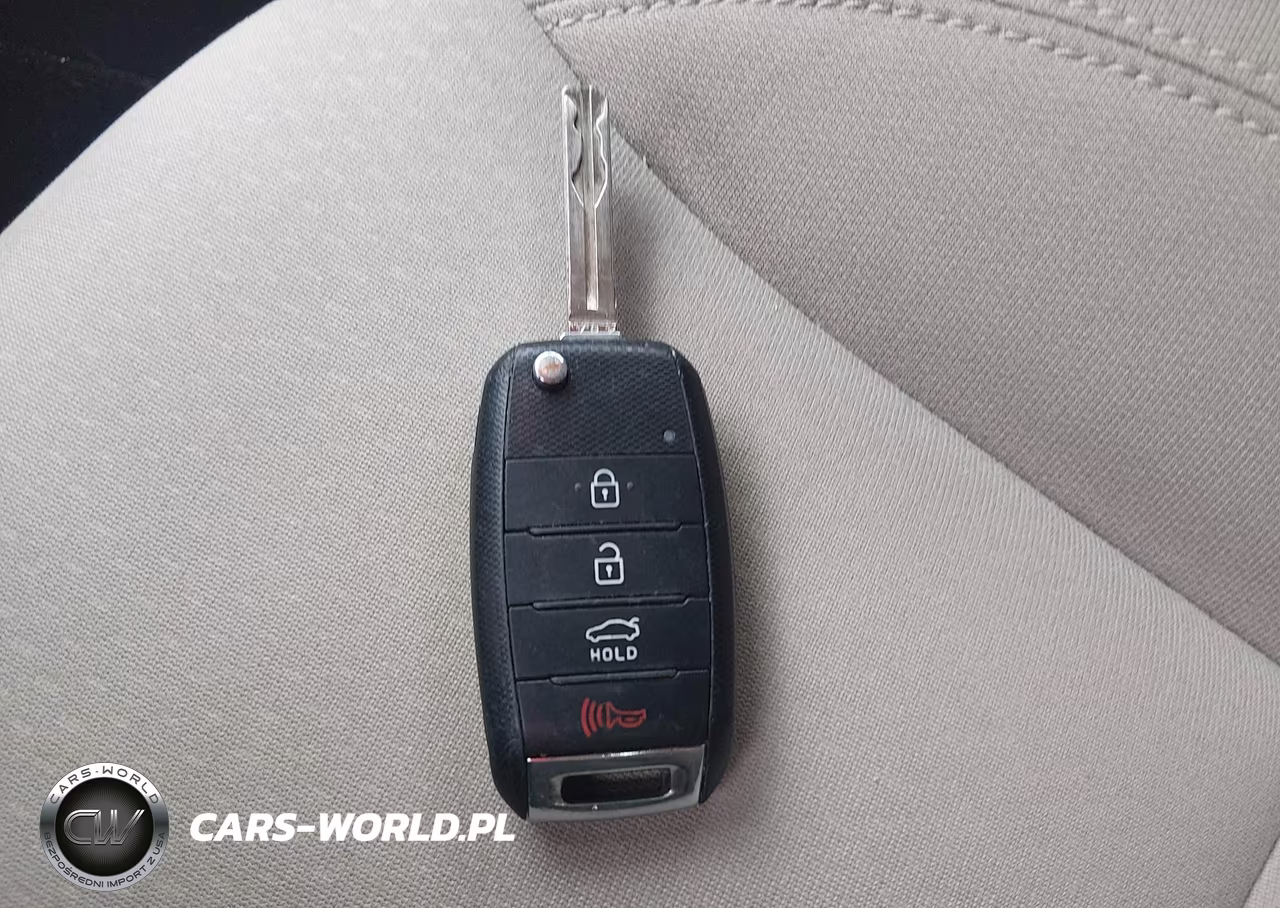 2015 Kia Optima Lx VIN:KNAGM4A76F5588436 - 11