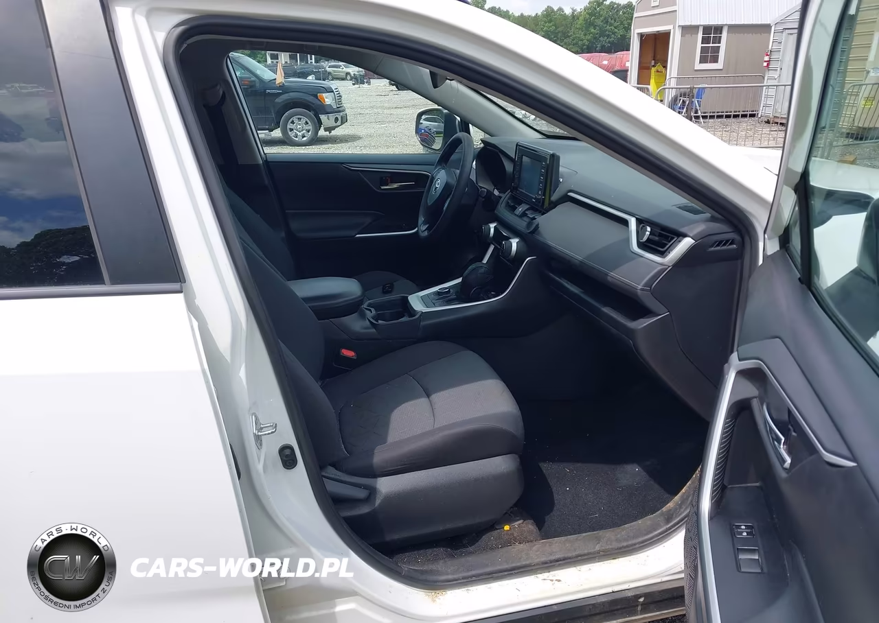 2020 Toyota Rav4 Hybrid Xle VIN:4T3R6RFV4LU003271 - 5