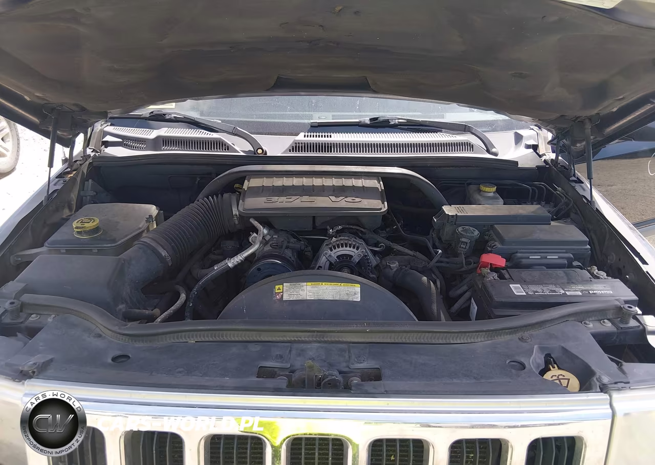 2007 Jeep Commander Sport VIN:1J8HH48K77C699718 - 10