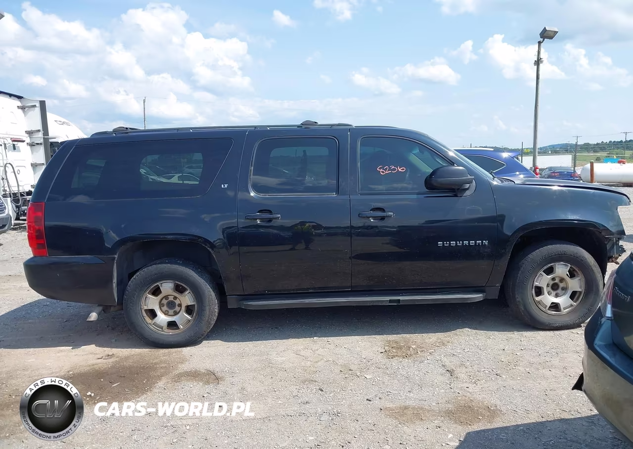 2013 Chevrolet Suburban Lt VIN:1GNSKJE79DR291928 - 13