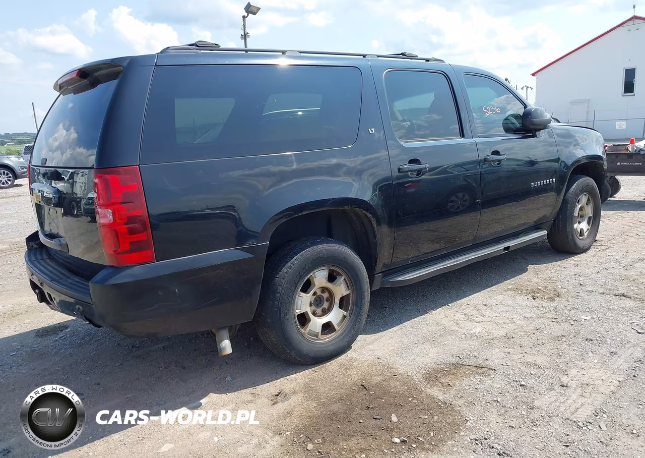 2013 Chevrolet Suburban Lt VIN:1GNSKJE79DR291928 - 4