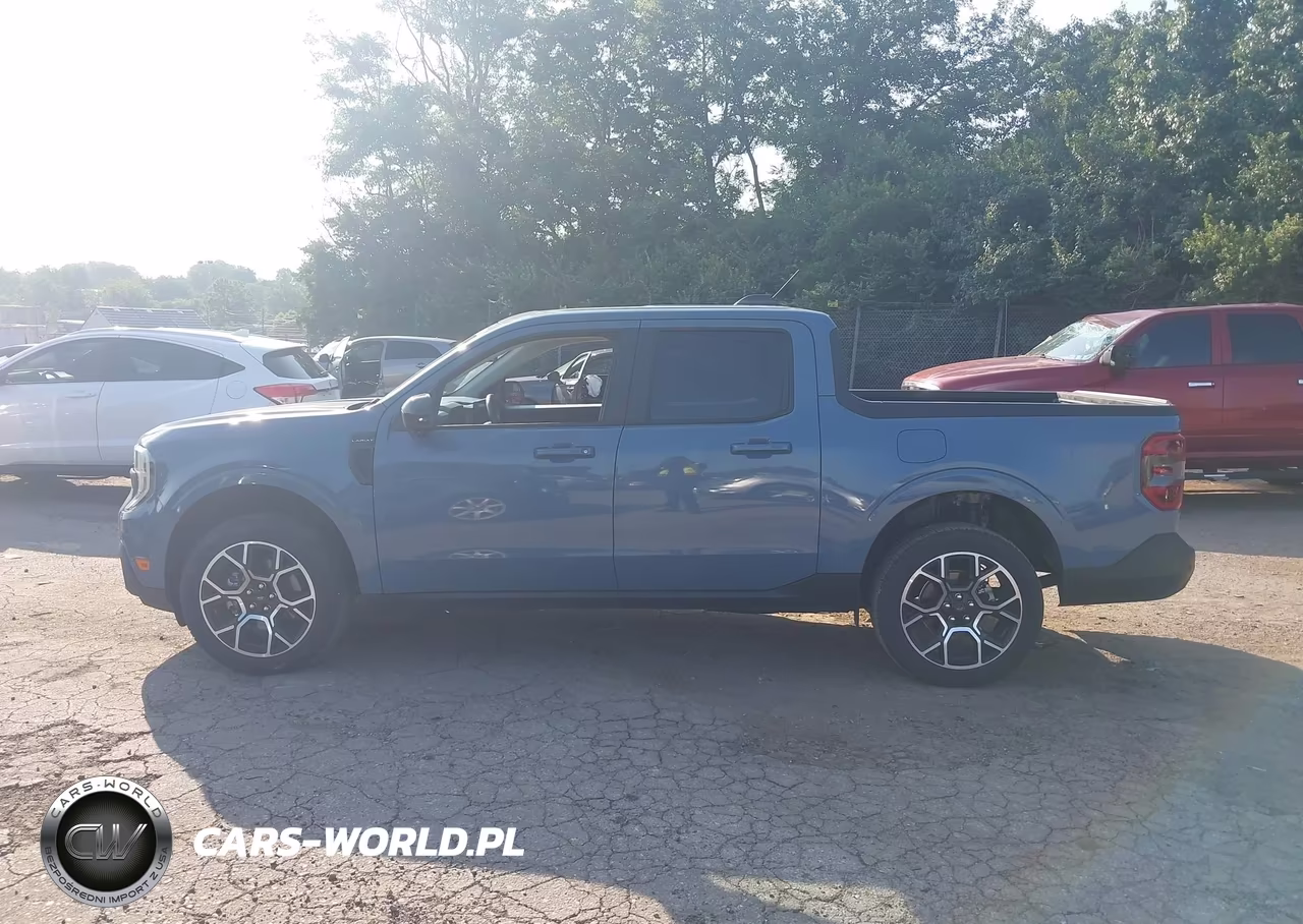 2025 Ford Maverick Lariat VIN:3FTTW8SA7SRA60070 - 14