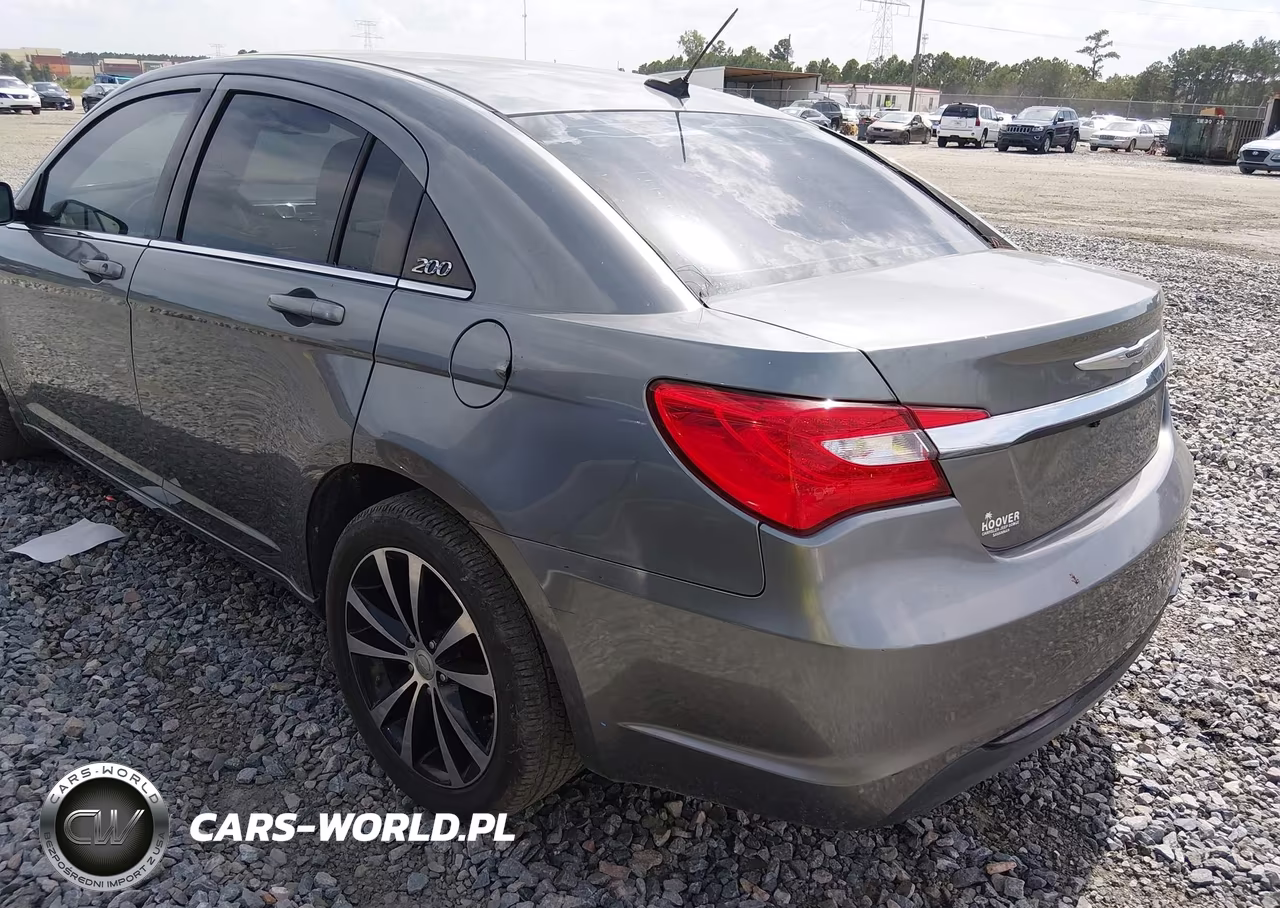 2012 Chrysler 200 S VIN:1C3CCBHG1CN189562 - 3