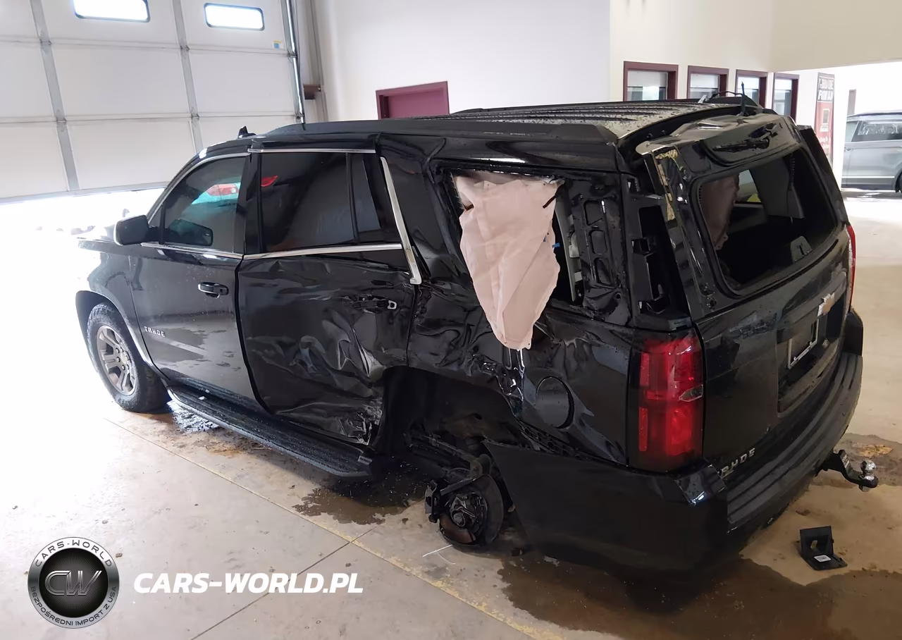 2019 Chevrolet Tahoe Ls VIN:1GNSKAKC2KR352745 - 3