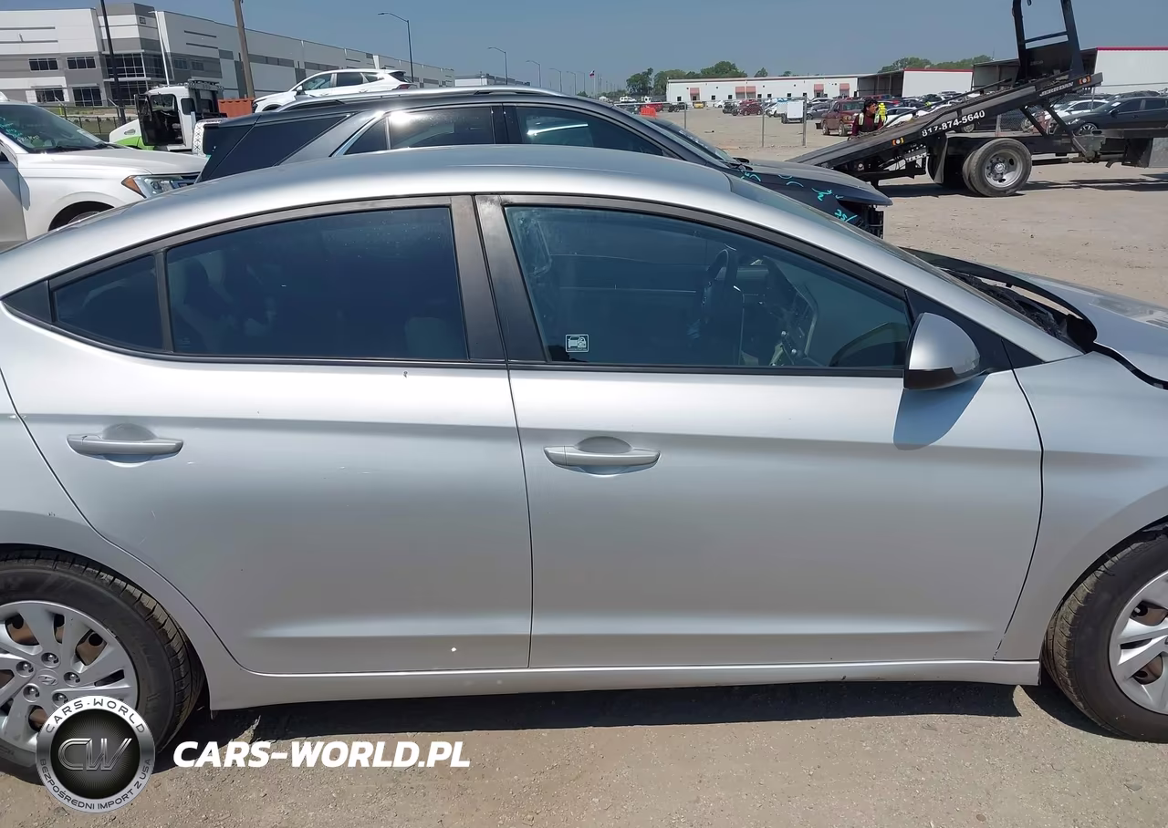 2019 Hyundai Elantra Se VIN:5NPD74LF4KH490713 - 13