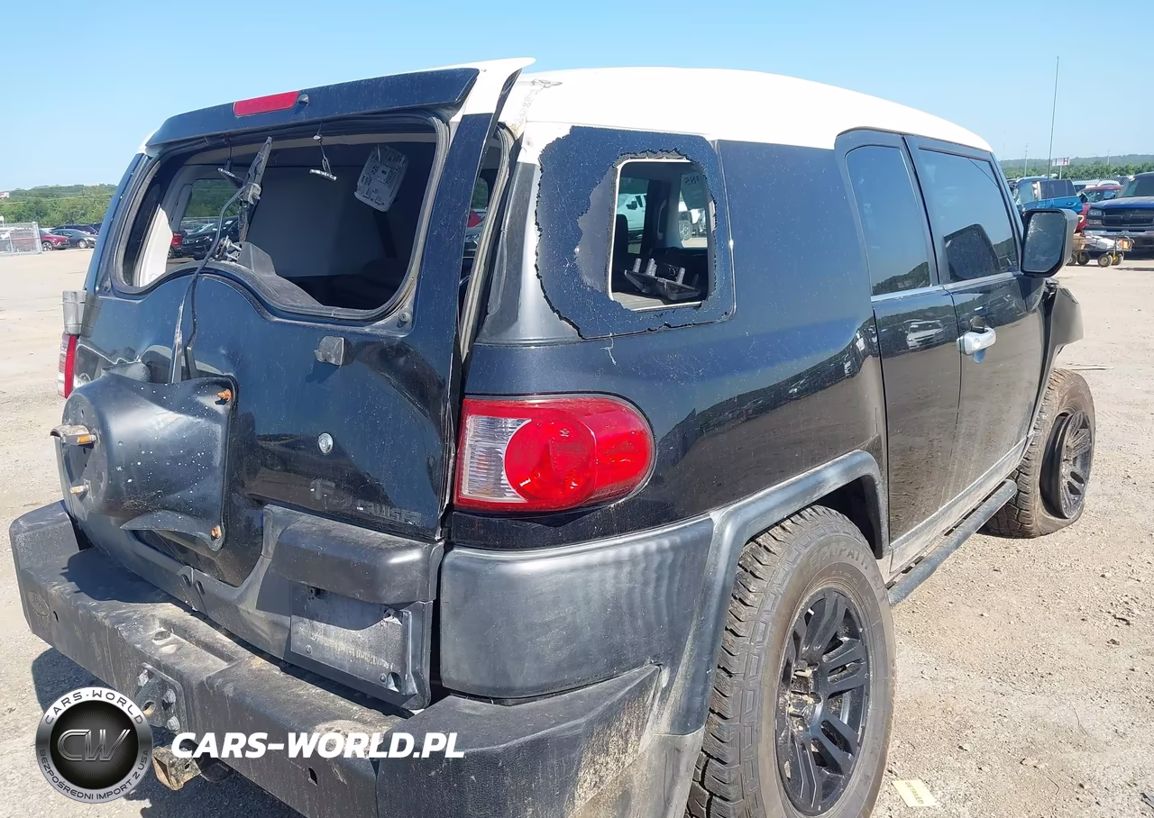 2008 Toyota Fj Cruiser VIN:JTEBU11F28K019859 - 4