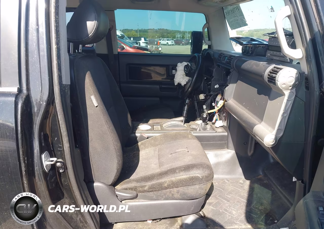 2008 Toyota Fj Cruiser VIN:JTEBU11F28K019859 - 5