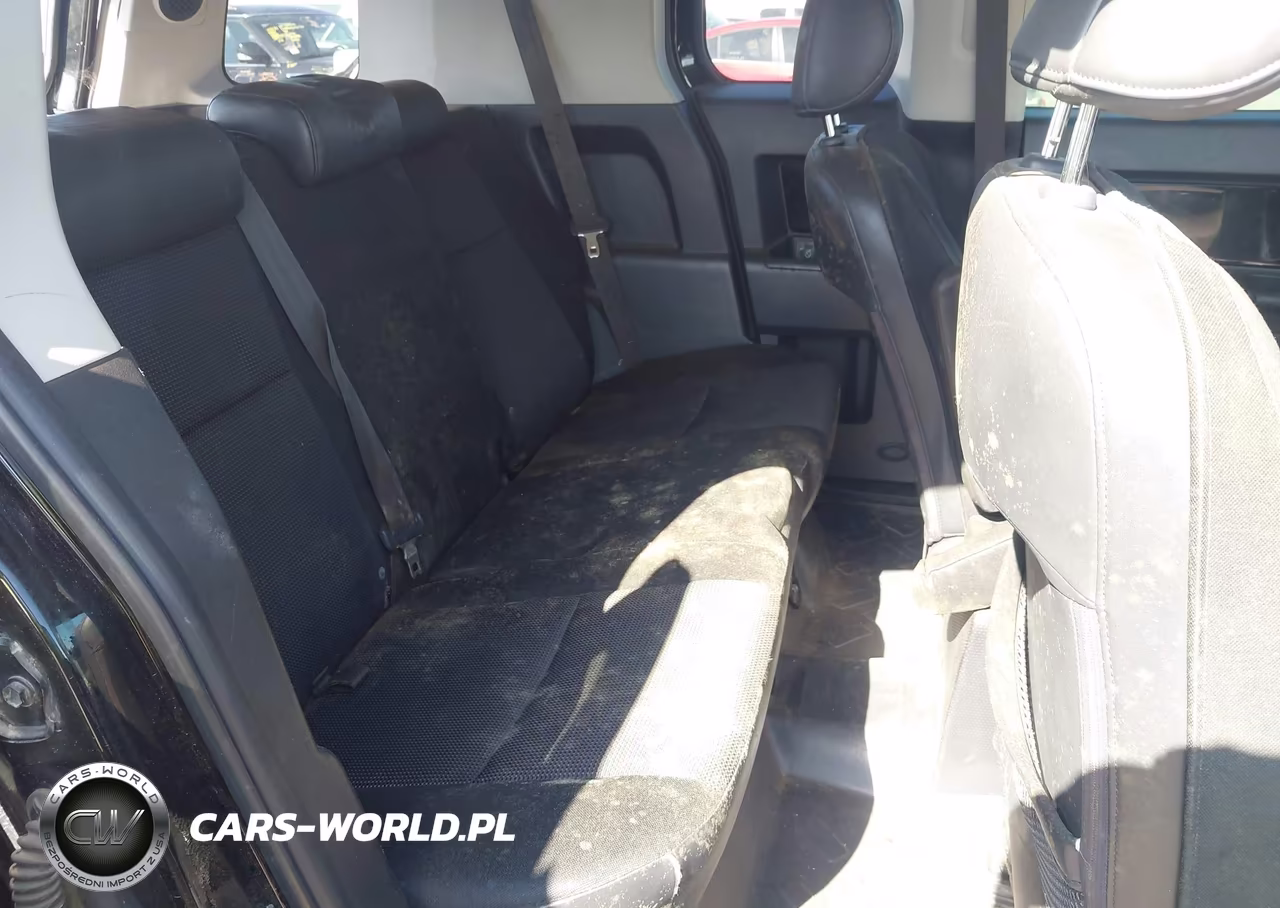 2008 Toyota Fj Cruiser VIN:JTEBU11F28K019859 - 8