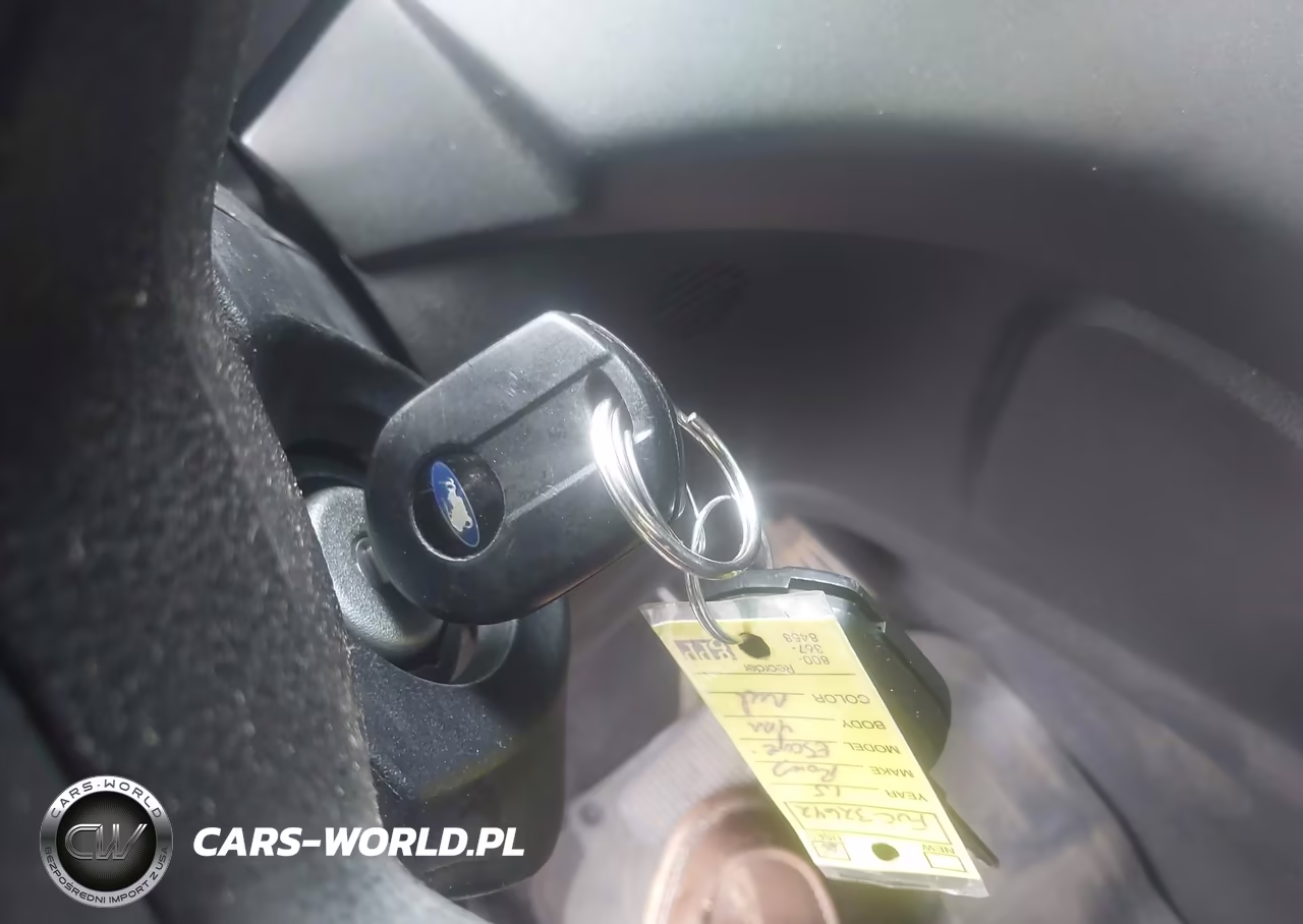 2015 Ford Escape S VIN:1FMCU0F7XFUC32642 - 11