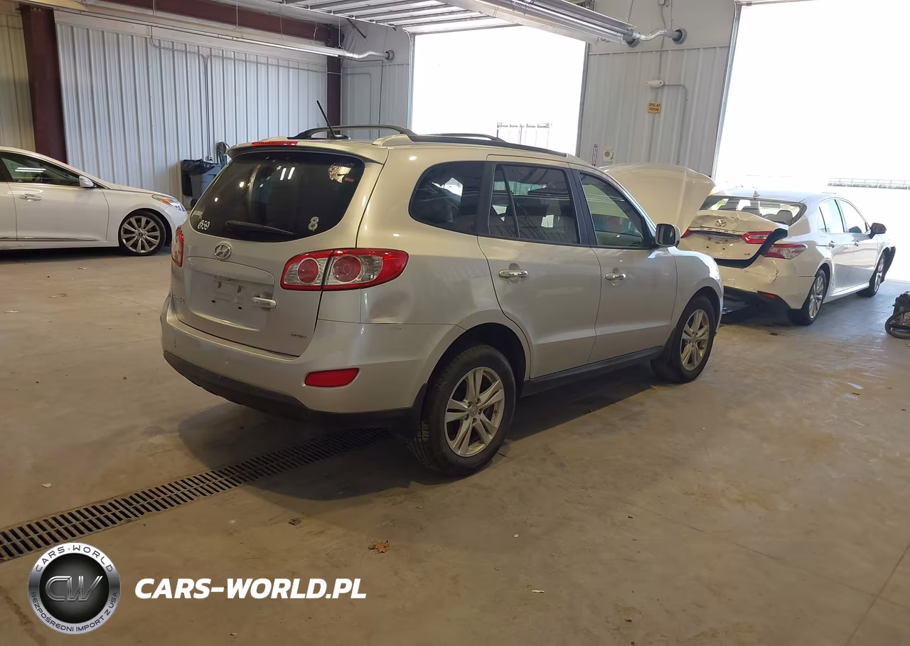 2012 Hyundai Santa Fe Limited V6 VIN:5XYZK4AG3CG096970 - 4