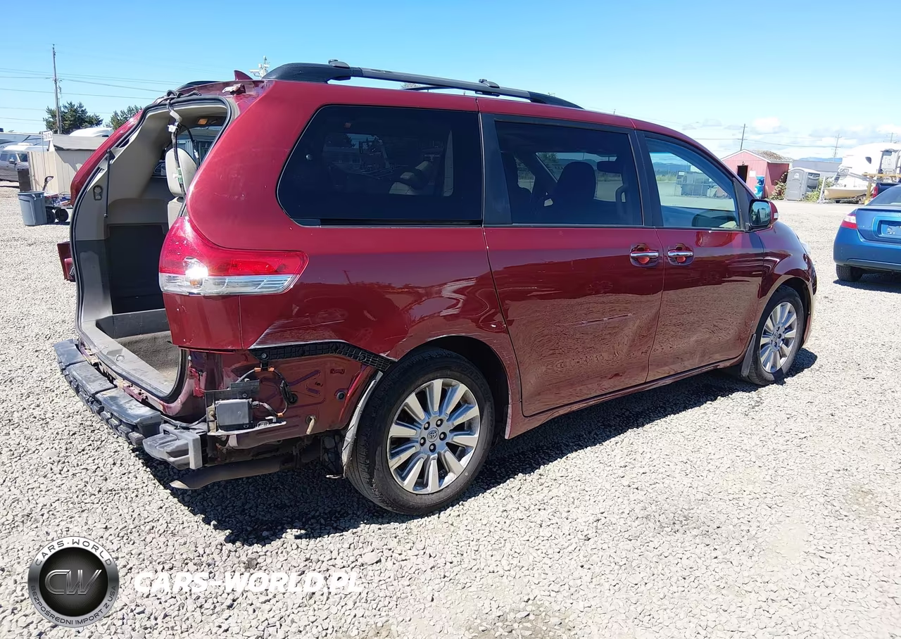2014 Toyota Sienna Limited 7 Passenger VIN:5TDDK3DC2ES079399 - 4
