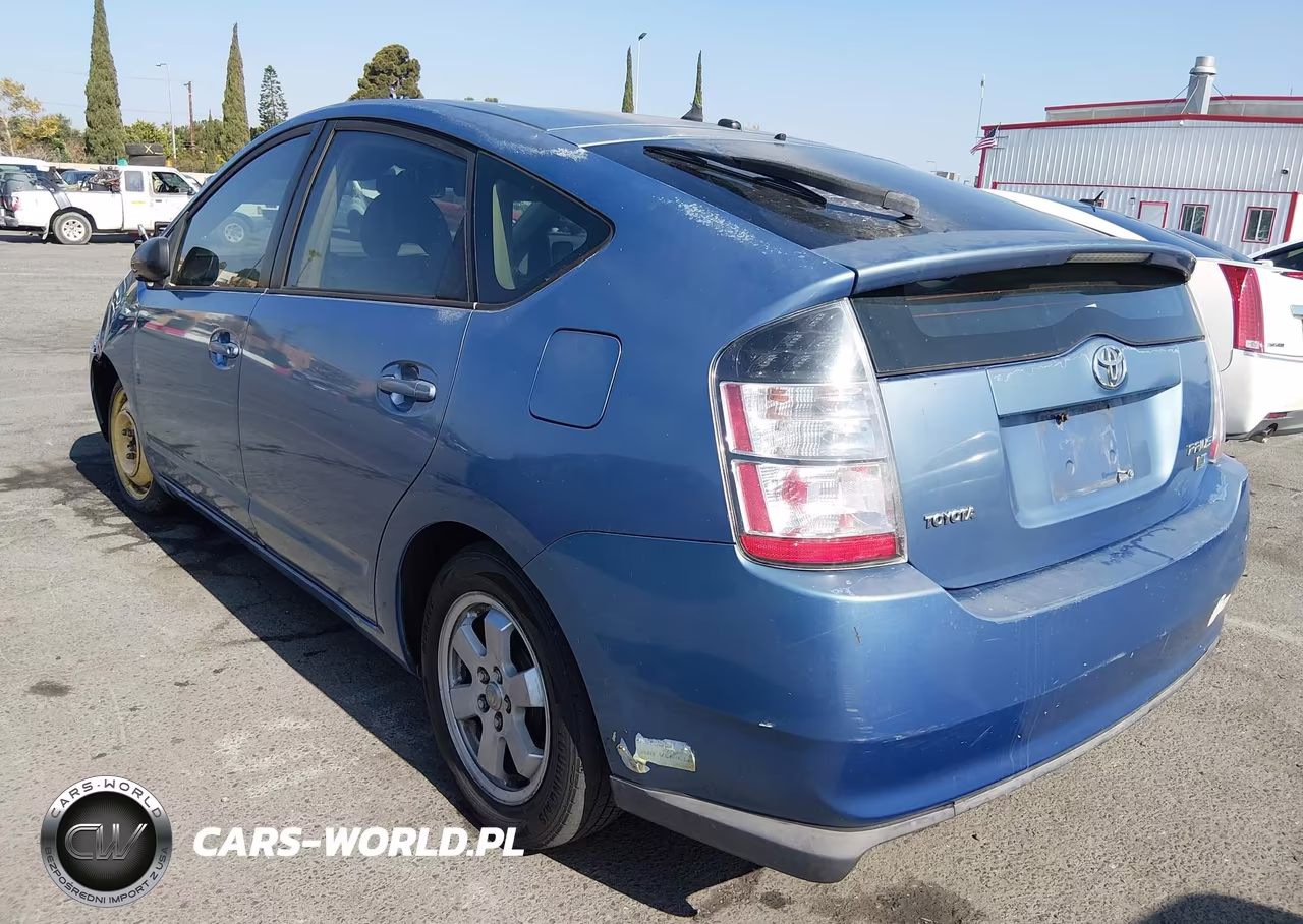 2005 Toyota Prius VIN:JTDKB20U157044749 - 3