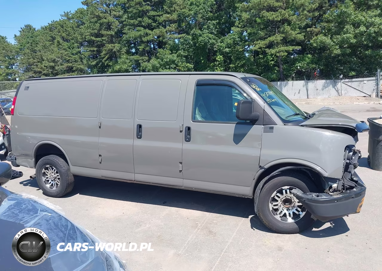 2003 Chevrolet Express Cargo Van VIN:1GCHG39U131223863 - 12