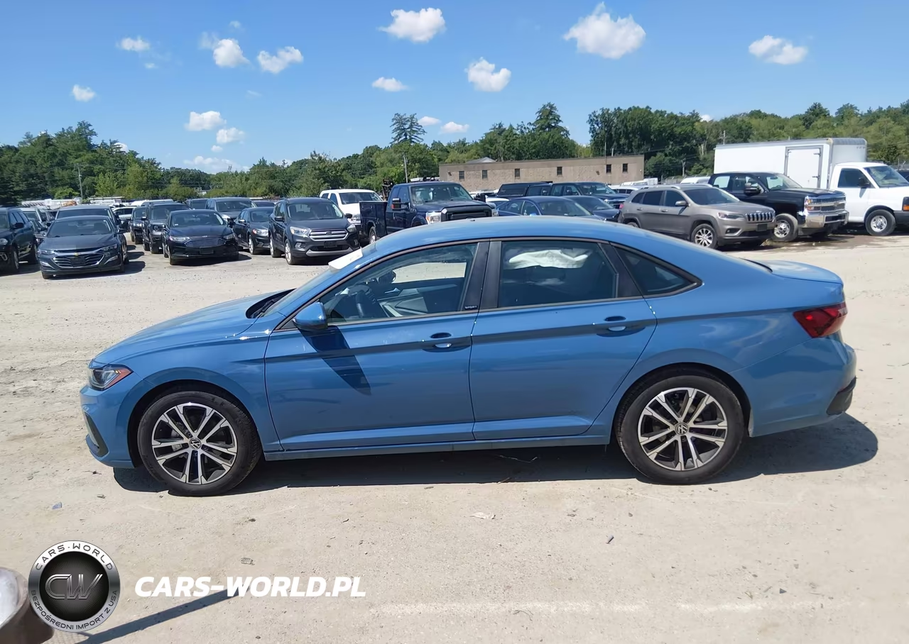 2026 Volkswagen Jetta Sport VIN:3VWBW7BU9TM003185 - 13