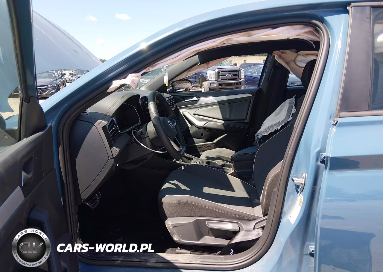 2026 Volkswagen Jetta Sport VIN:3VWBW7BU9TM003185 - 4