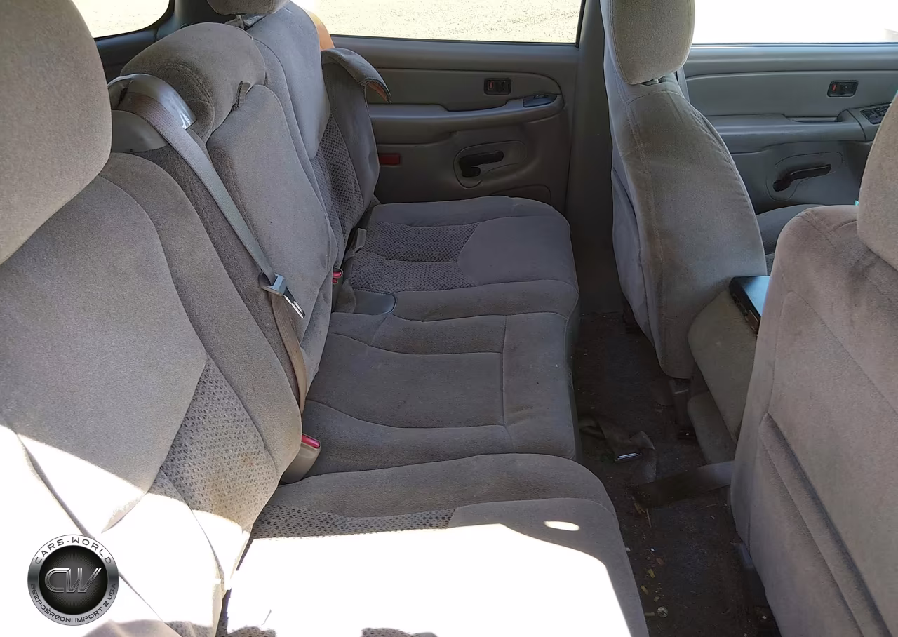2005 Chevrolet Tahoe Ls VIN:1GNEK13T75R240376 - 8