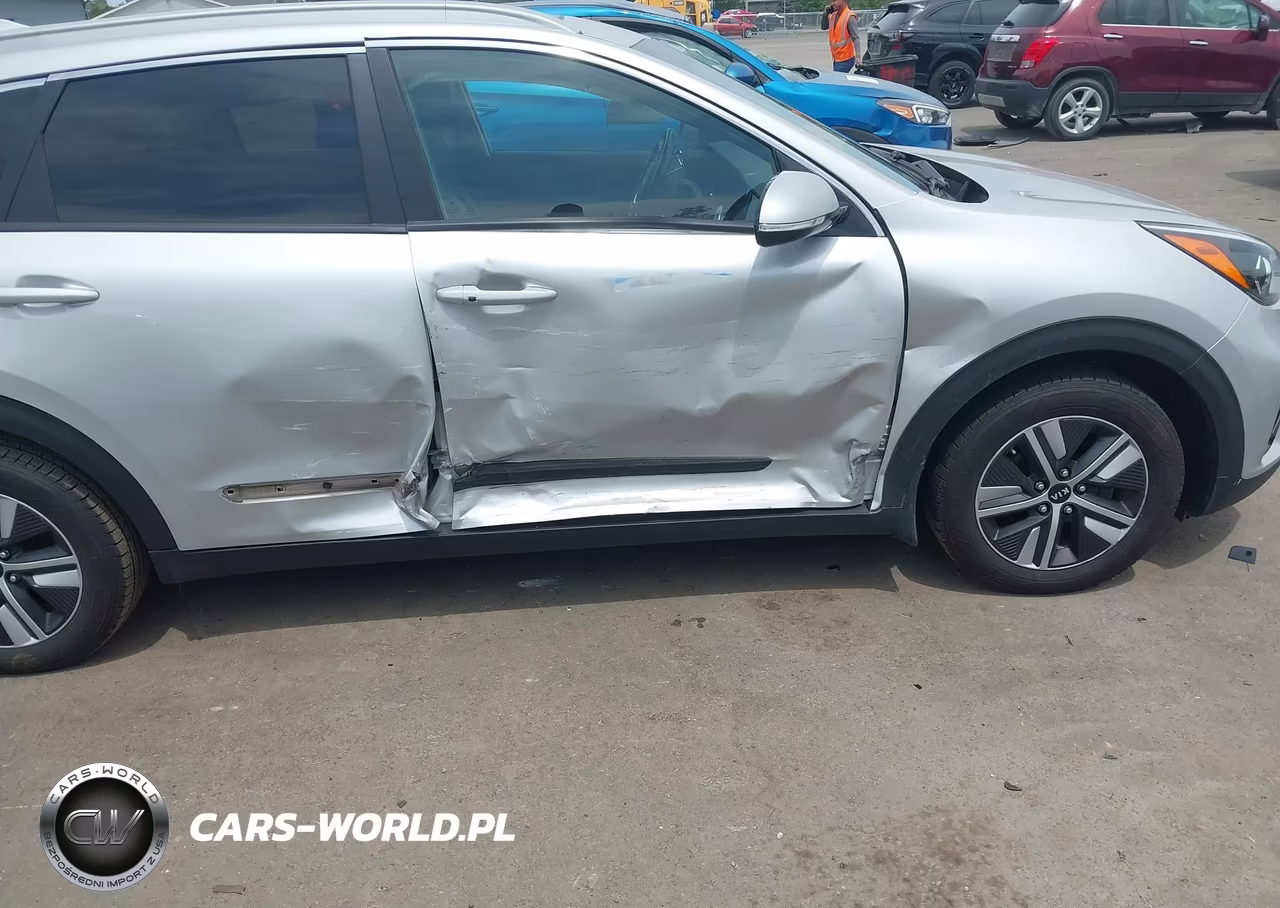 2020 Kia Niro Ex Premium VIN:KNDCE3LC0L5433881 - 6
