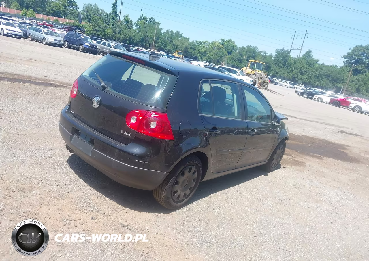 2009 Volkswagen Rabbit VIN:WVWDB71K09W146400 - 4