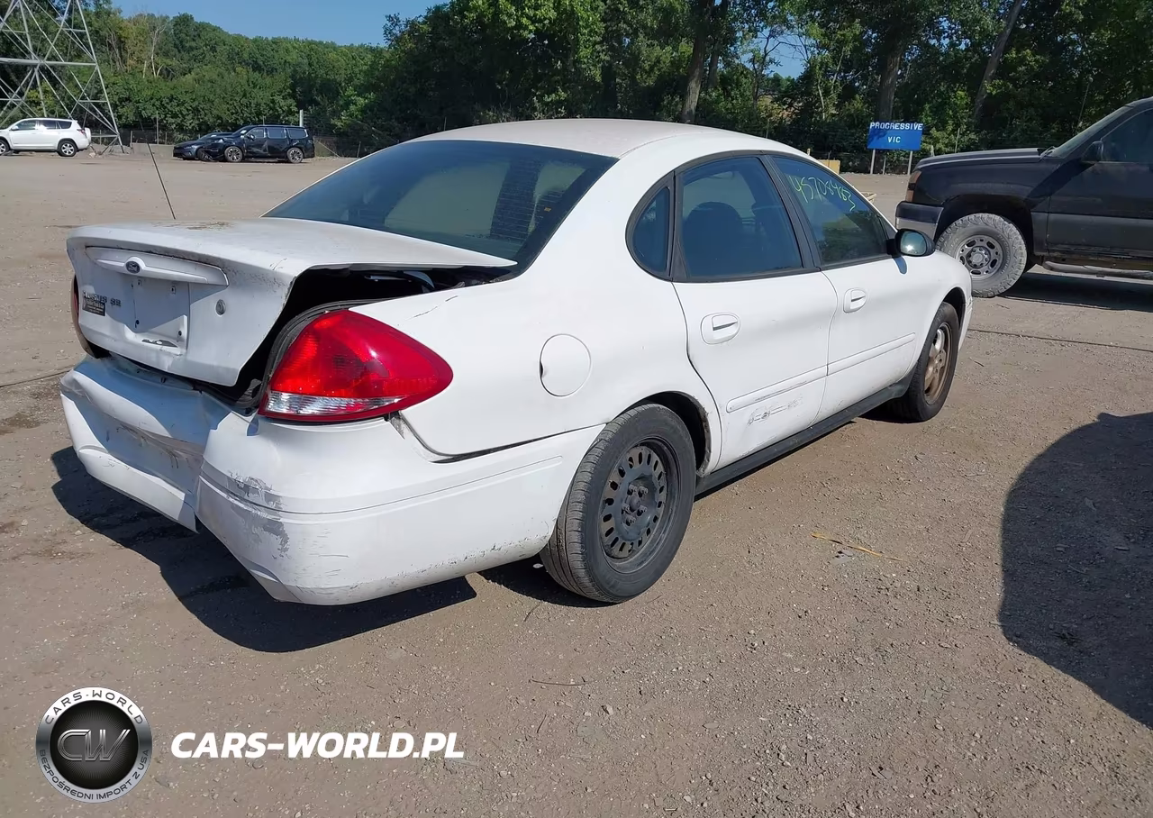 2007 Ford Taurus Se VIN:1FAFP53U27A186765 - 4