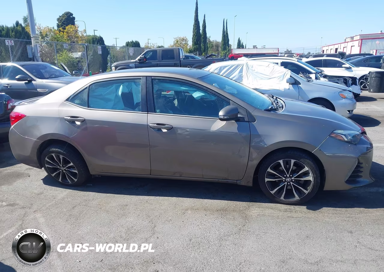 2018 Toyota Corolla Se VIN:5YFBURHE1JP747616 - 13