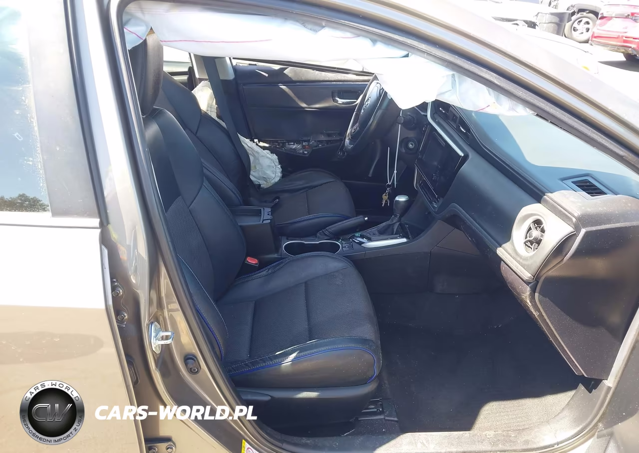 2018 Toyota Corolla Se VIN:5YFBURHE1JP747616 - 5