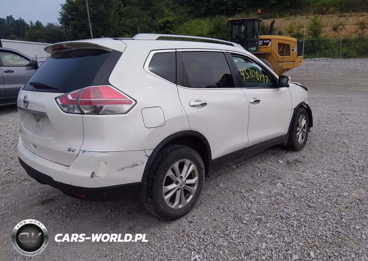 2015 Nissan Rogue Sv VIN:5N1AT2MT2FC888264 - 4