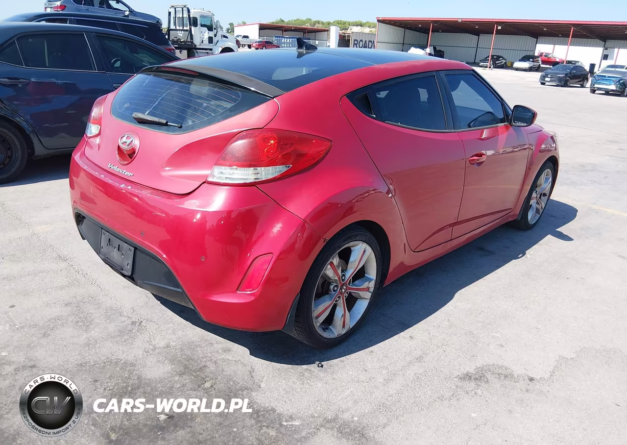 2012 Hyundai Veloster Base W-Gray VIN:KMHTC6AD7CU023423 - 4