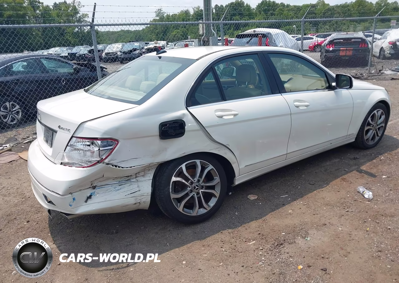 2008 Mercedes-Benz C 300 Luxury 4Matic VIN:WDDGF81X88F083845 - 4