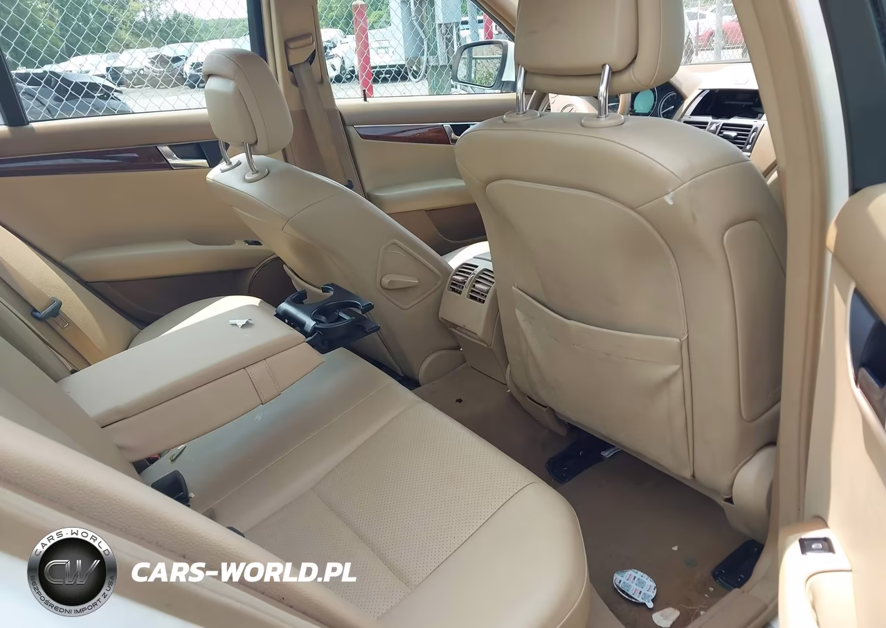 2008 Mercedes-Benz C 300 Luxury 4Matic VIN:WDDGF81X88F083845 - 8