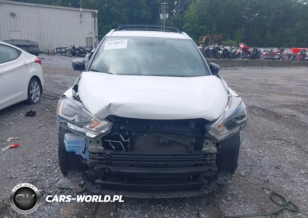 2018 Nissan Kicks Sr VIN:3N1CP5CU6JL526046 - 12