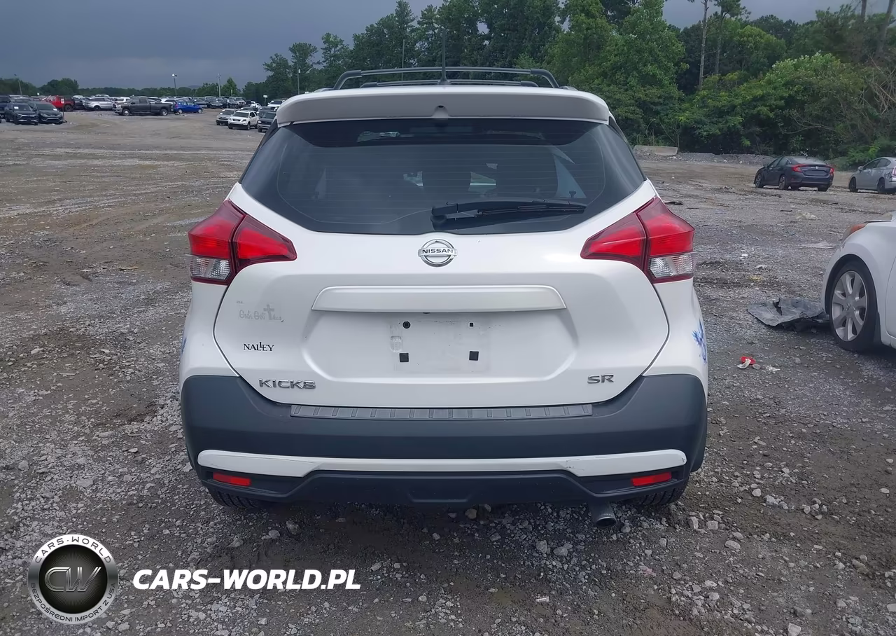2018 Nissan Kicks Sr VIN:3N1CP5CU6JL526046 - 16