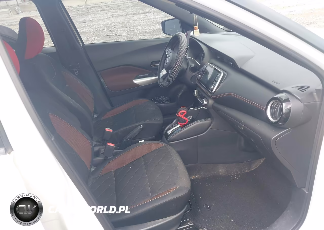 2018 Nissan Kicks Sr VIN:3N1CP5CU6JL526046 - 5