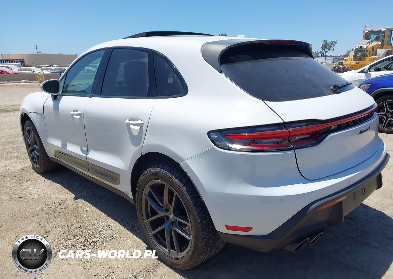 2023 Porsche Macan T VIN:WP1AA2A59PLB16411 - 3