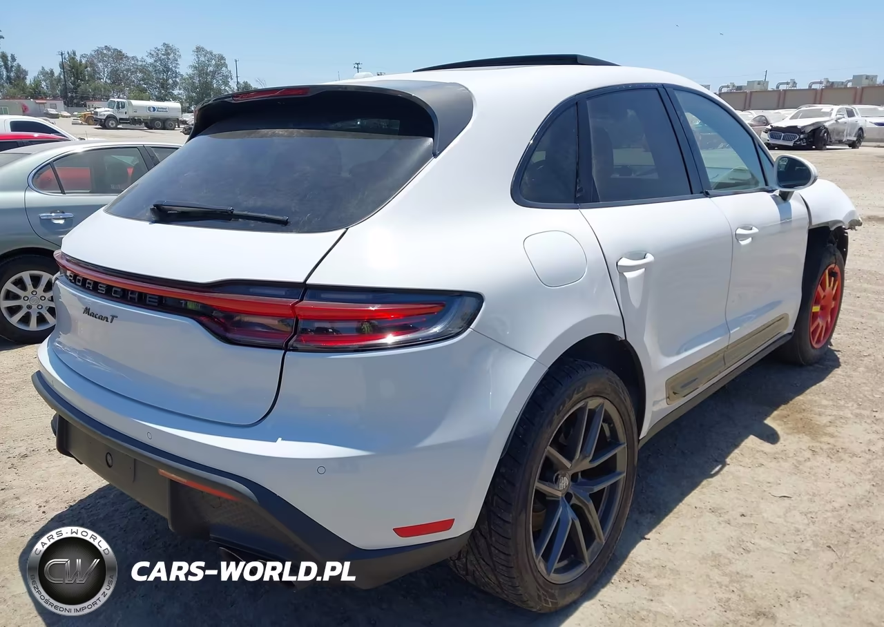 2023 Porsche Macan T VIN:WP1AA2A59PLB16411 - 4