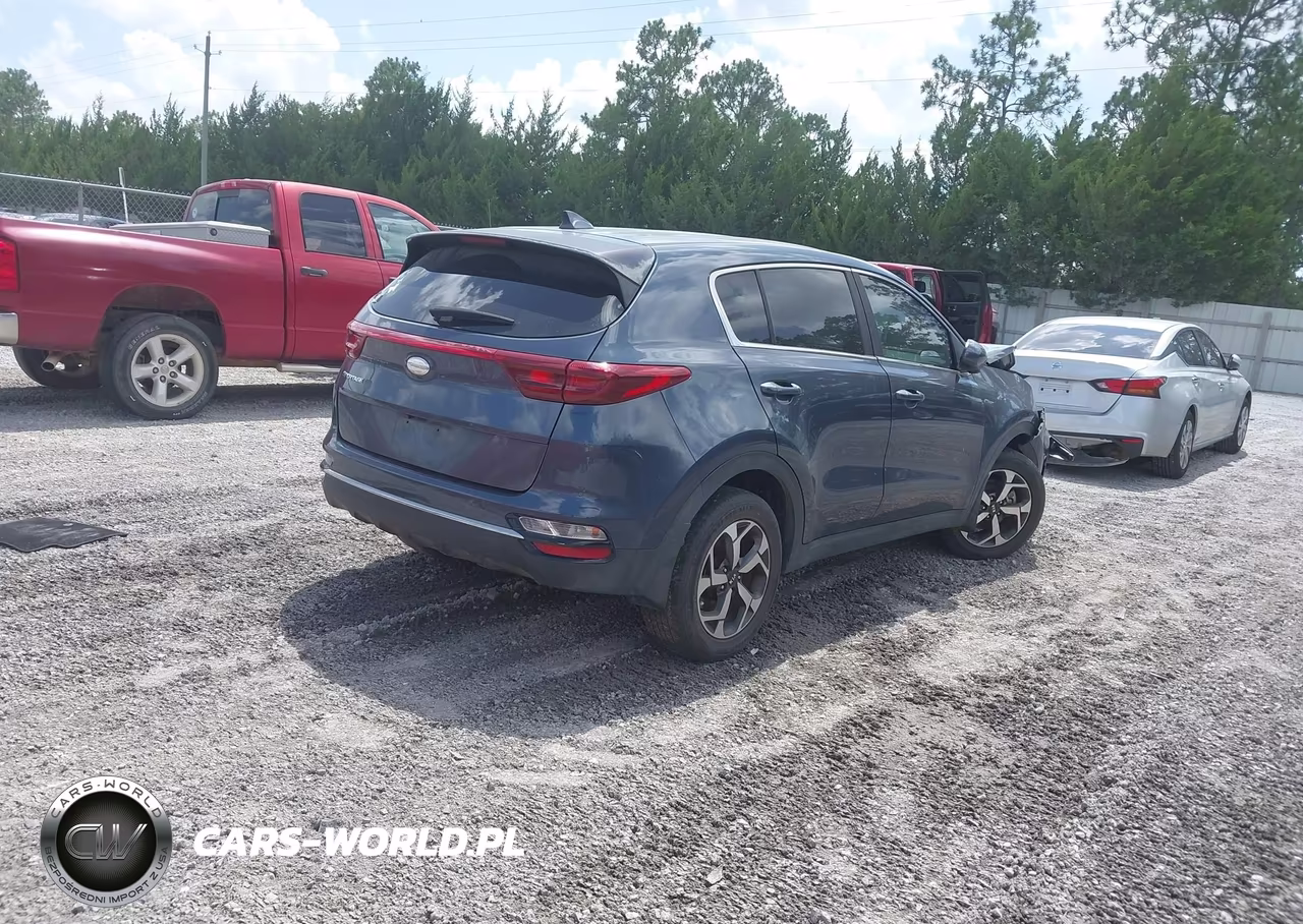 2020 Kia Sportage Lx VIN:KNDPM3AC7L7660156 - 4
