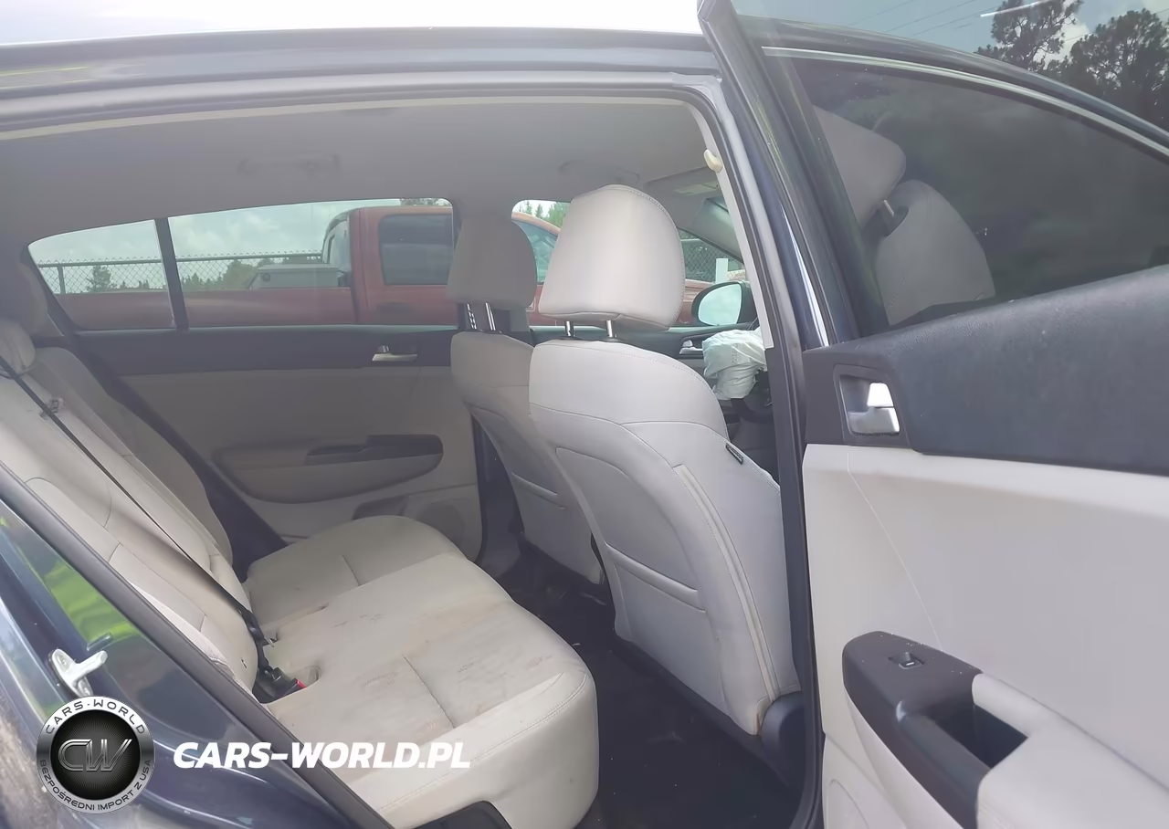 2020 Kia Sportage Lx VIN:KNDPM3AC7L7660156 - 8