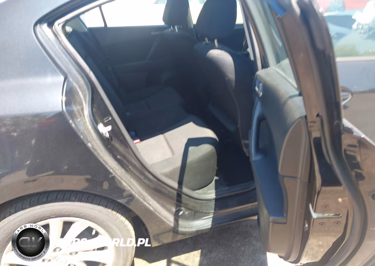2012 Mazda Mazda3 I Touring VIN:JM1BL1V81C1645727 - 8